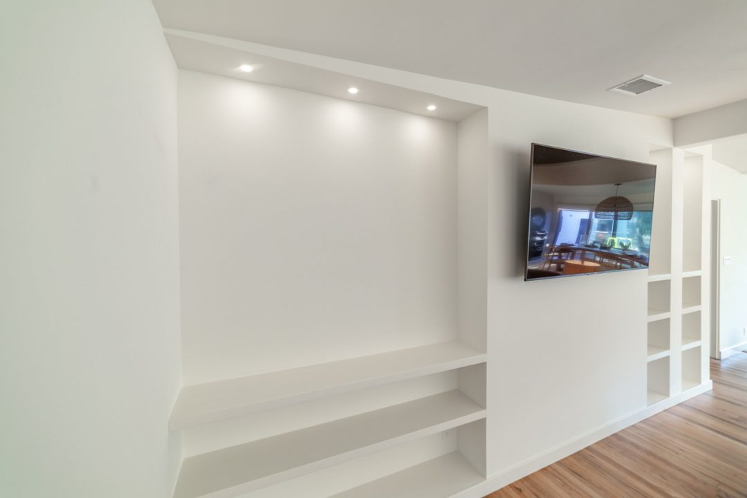 recessedlightsshelving Eden Builders